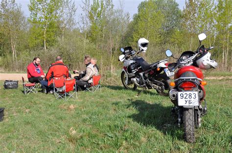We would like to show you a description here but the site won't allow us. Berlin-Ulan Bator: 10.000 km Überland mit Motorrädern und ...