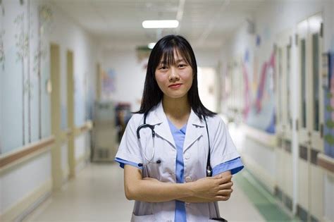 Inilah 9 Jenis Profesi Yang Bisa Berkarir Di Rumah Sakit Dari Dokter
