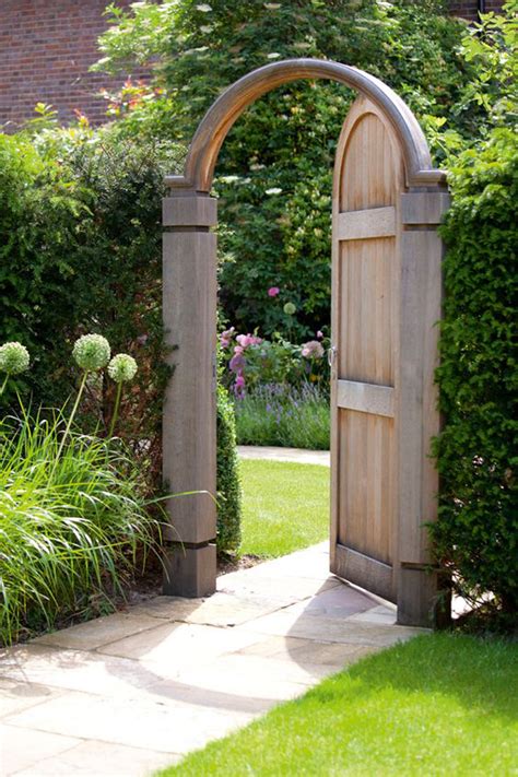 25 Most Wonderful Garden Gates With Nature Inspired Homemydesign