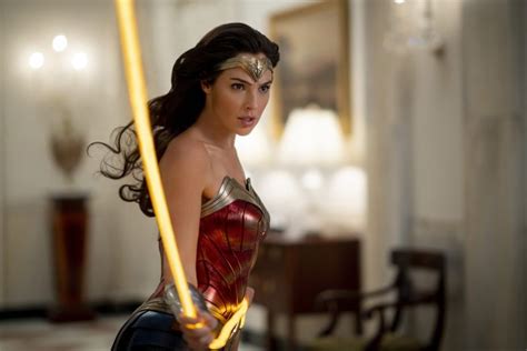 'Wonder Woman 1984' Rises To $85M Global; 'Demon Slayer' Becomes Japan's Highest-Grossing Movie ...