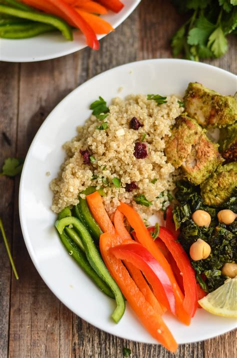I love lunch bowls because you can seriously throw whatever the heck you want in there: Quinoa Bowl Recipe