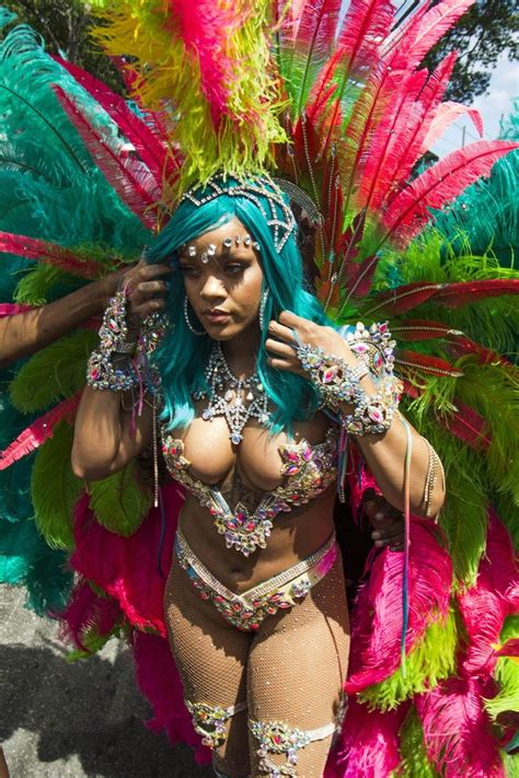 Rihanna Barbados Festival Pussy Slip Leaked Influencers Gonewild