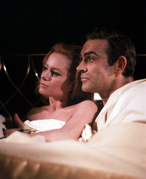 Luciana Paluzzi And Sean Connery Sean Connery Sean Connery James Bond Luciana Paluzzi