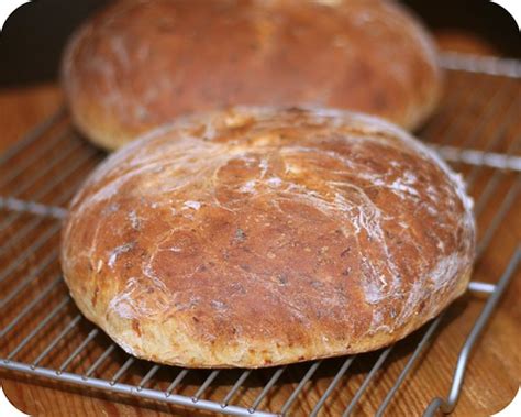 So Tasty So Yummy Caramelized Onion Bread