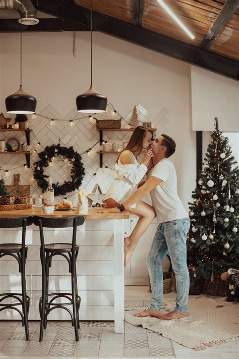 Лав стори фотосессия в студии на кухне Cute couples goals
