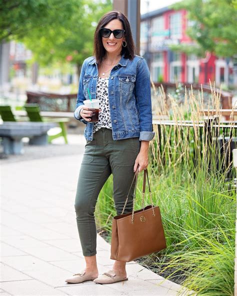 5 Ways To Wear Olive Utility Pants Olive Pants Outfit Olive Green