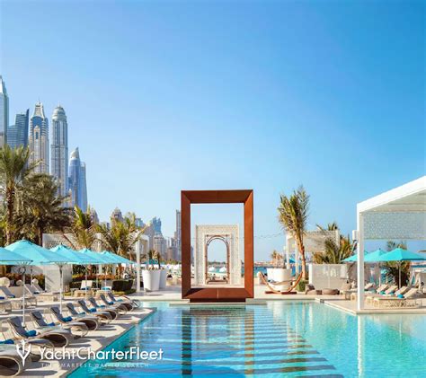 Discover The Best Beach Clubs In Dubai 2023 Edition Yachtcharterfleet