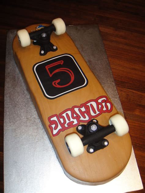 Skate Birthday Cakes