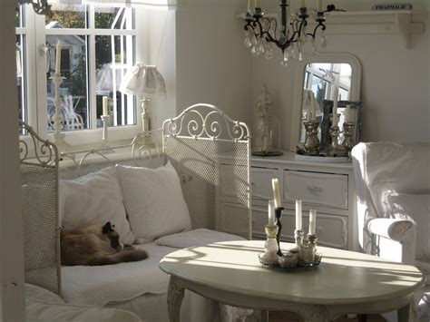 Living Room Whitewashed Cottage Chippy Shabby Chic French Country