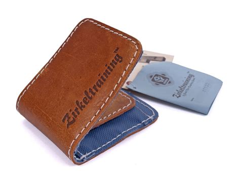 Verimi is an independent offer of verimi gmbh and independent of services of deutsche bank companies. Zirkeltraining Taschen aus Sportgeräteleder ...