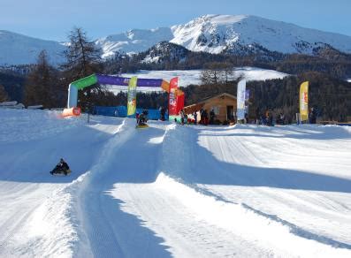 In the 2019 season we are adding new attraction, one of the most popular attractions in theme parks in europe. Parc à neige "Fun Park Chacard" | Vallée d'Aoste