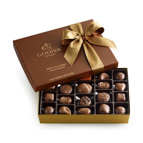 Here are 7 simple yet really cute chocolate gift box ideas! 22 pc. Milk Chocolate Gift Box | GODIVA