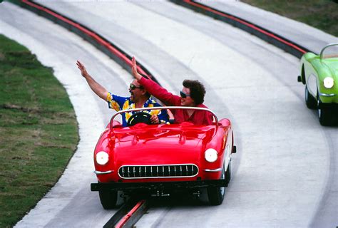 Iconic classic Motorama car ride bids farewell « Amusement Today