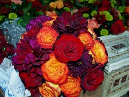 People tend to either love or despise orange, with few people in the middle. plum wedding - Google Images | Orange purple wedding ...