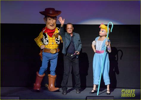 Full Sized Photo Of Tom Hanks Brings Toy Story 4 To London 04 Photo