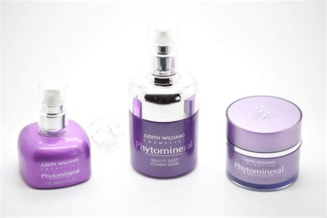 Future skin 24 stunden face serum. Judith Williams Cosmetics - Produktlinie Phytomineral