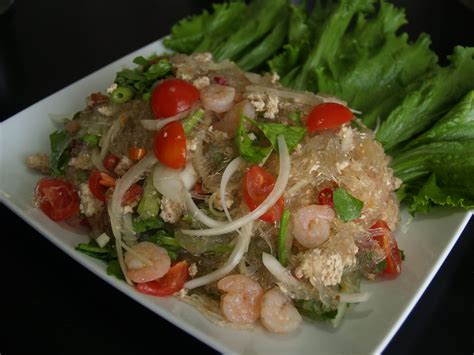 The agency has posted 11 authentic recipes for tom yum gung (nam sai), tom yum gung (nam khon), pad thai, massaman curry, kaeng kiew wan (green curry), kaeng lueng (southern thai sour curry), golek chicken sauce, khao soi, sai oui (northern thai sausage), nam prik noom (green pepper chili paste), and nam prik aong (northern thai chili paste). Thai Glass Noodles Salad with Ground Chicken and Shrimp ...
