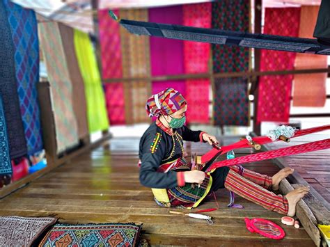 Of Colorful Weaves And Fascinating Culture At Yakan Village In