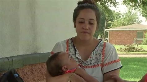 A Texas Mom Says She Was Kicked Out Of A City Pool For Breastfeeding Cnn