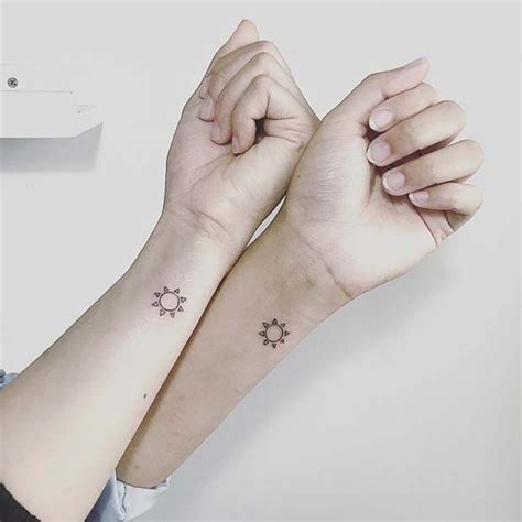 63 Cute Best Friend Tattoos For You And Your Bff Stayglam Friend Tattoos Friendship Tattoos