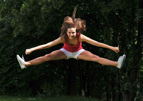 Cheerleading Skills Drills And Tips Youth Sports Teamsnap
