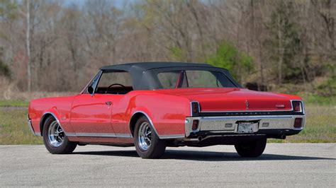1967 Oldsmobile 442 Convertible At Indy 2018 As F120 Mecum Auctions