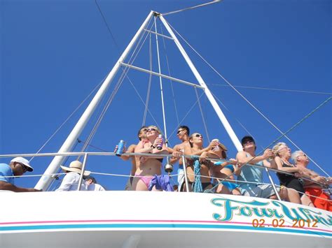 Four Winds Ii Molokini Snorkel Tour Maui Snorkel Gear And Beach