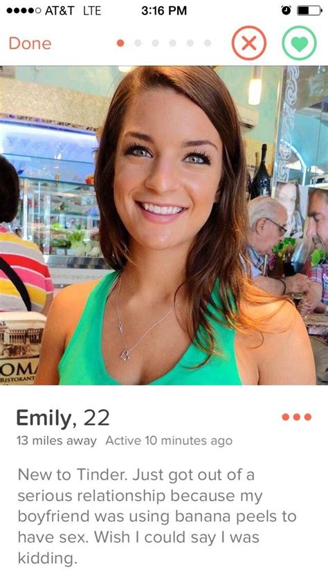Tinder Profiles That Are Filled With Craziness Funny Gallery Funny Tinder Profiles Tinder