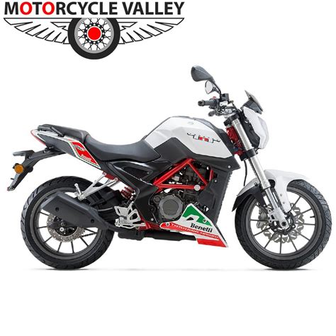 The new fzfi with a blue core concept driven 149 cc easier to control while enhancing economy at the same time. Benelli TNT 25 price Vs Yamaha FZ Fi v2 price. Bike ...