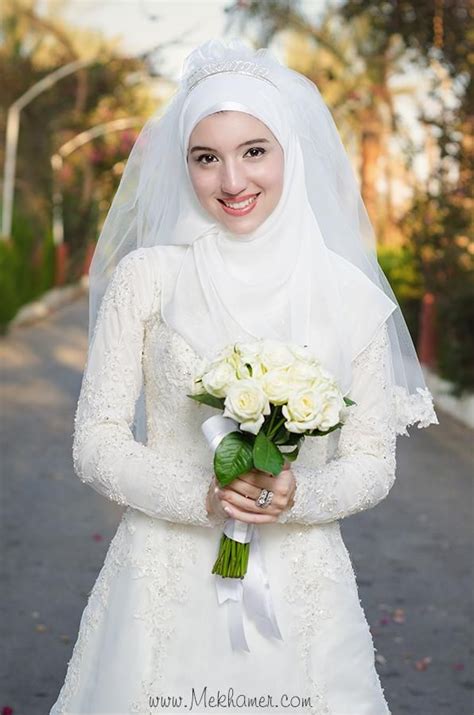 See more ideas about wedding abaya, abaya, abaya fashion. Pin on Hijab Brides