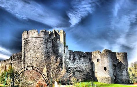 33 Welsh Castles That Are Pretty Much The Best Thing History Ever Did