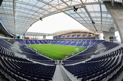 Euro 2004'un en klas arenalarindan biri olacak fc porto'nun yeni 51,000 kapasiteli stadyumu. File:Porto Estádio do Dragão 2.jpg - Wikimedia Commons