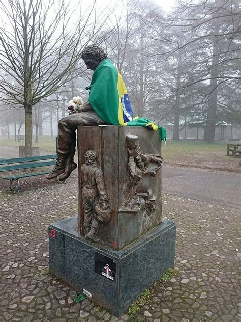 Monumento Ad Ayrton Senna Imola Italia Atlas Obscura