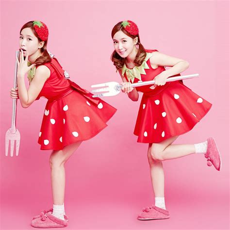 Strawberry Milk Crayonpop Strawberry Milk Kpop Girls K Pop Star