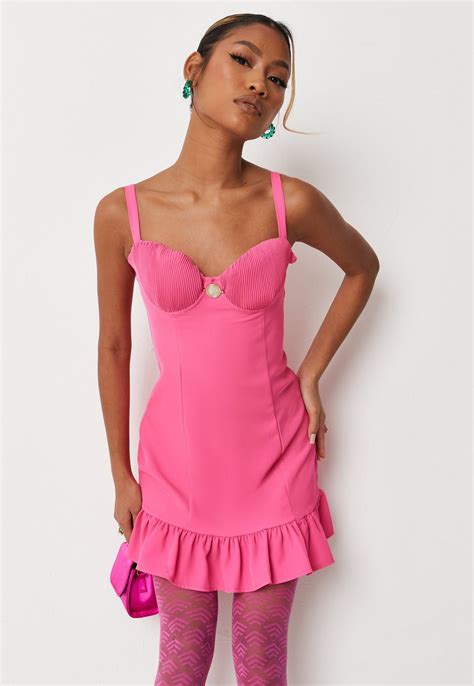 Pink Pin Tuck Cupped Mini Dress Missguided