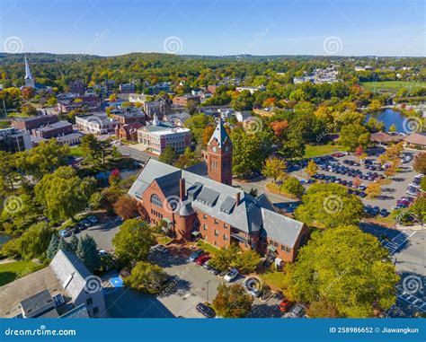 Winchester Town Hall Winchester Ma Usa Stock Photo Image Of Autumn