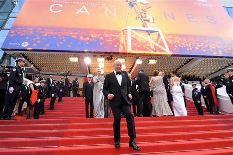 Au Festival De Cannes Premi Re Mont E Des Marches Et Premier D Fil De Stars