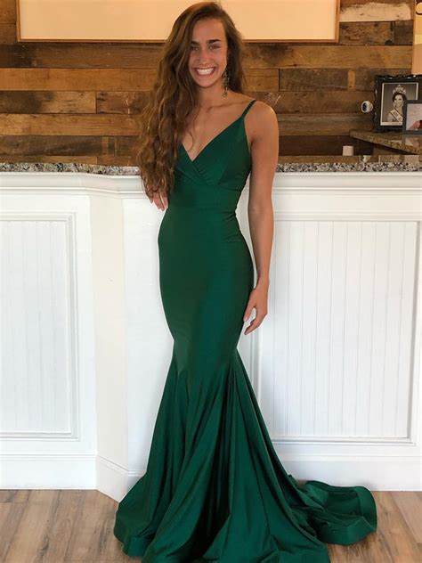 Emerald Green V Neck Mermaid Prom Dresses With Sweep Train Emerald Gr