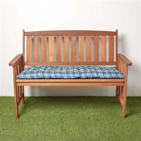 To be used to its fullest potential, your garden area should be viewed as the extra room of your house and, when carefully thought out, it can offer huge potential for outdoor living. Garden Bench Cushion 2/3 Seater Indoor & Outdoor Furniture ...