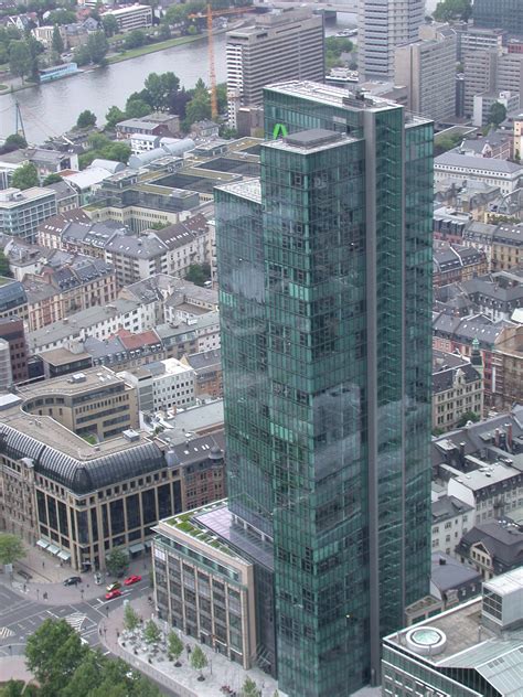 Dresdner bank was the first to open its own office in former eastern germany in dresden on 2 january 1990. Dresdner Bank AG