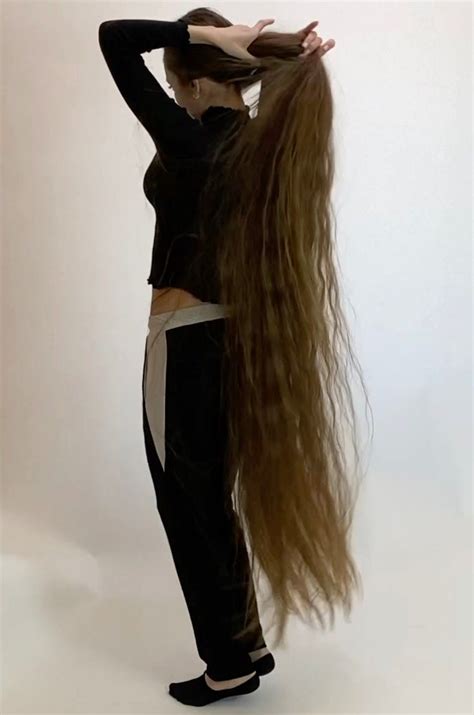 Types Of Dancing Long Hair Play Playing With Hair Layered Cuts Female Images Hair Lengths