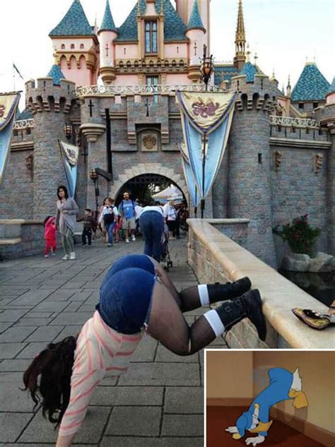 35 Of The Most Hilarious Amusement Park Moments Caught On Camera That