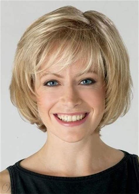 Chin Length Bobs With Layers Short Hairstyle Trends The Short Hair Handbook