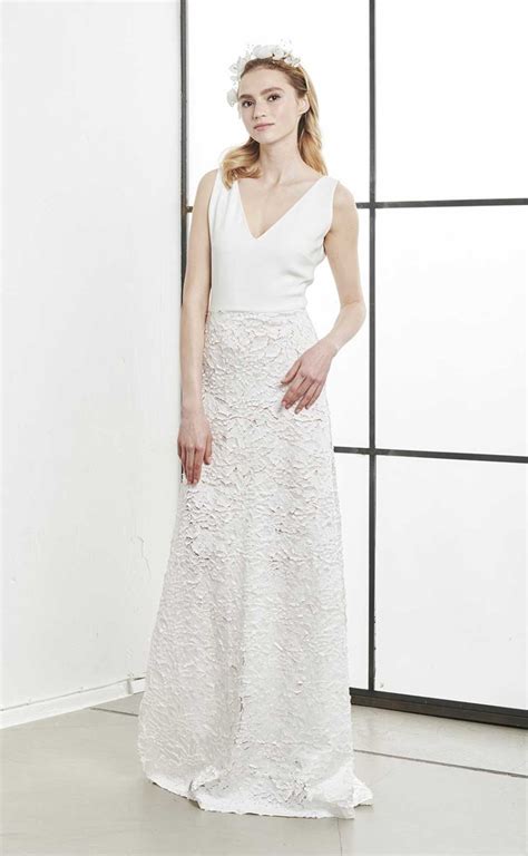 Weitere ideen zu brautkleid, braut, kleid hochzeit. Modernes Brautkleid - feminin, elegant, lässig ...