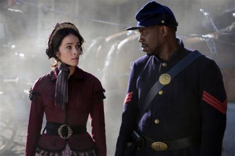 Timeless Nbc Releases More Photos Ahead Of Tonights Series Premiere