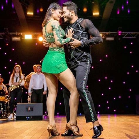 Couples Steamy Bachata Dance Gains Over 29 Million Views
