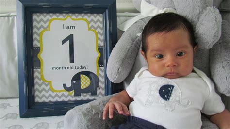 Your baby at 1 month: A Roll-Acosta Life: Happy 1 Month, Alex!
