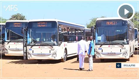 Senegal Transport Nouveaux Bus Dans Le Parc De Dakar Dem Dikk