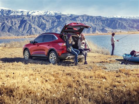 Check spelling or type a new query. 2020 Ford Escape Unveiled With Car-Like Look, PHEV and ...