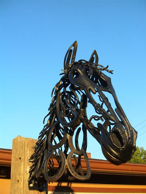 Horse Head Made From Recycled Horseshoes Metal Yard Art Scrap Metal